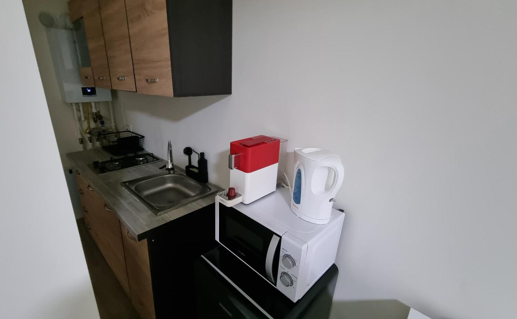 Apartament Cwa 1 Aeroport Otopeni Ngoại thất bức ảnh